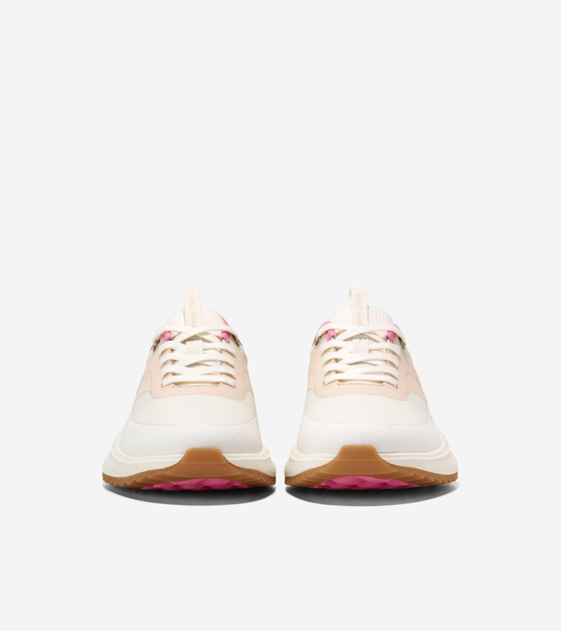 COLE HAAN Women's GrandPrø All-Day Golf Shoes outlook