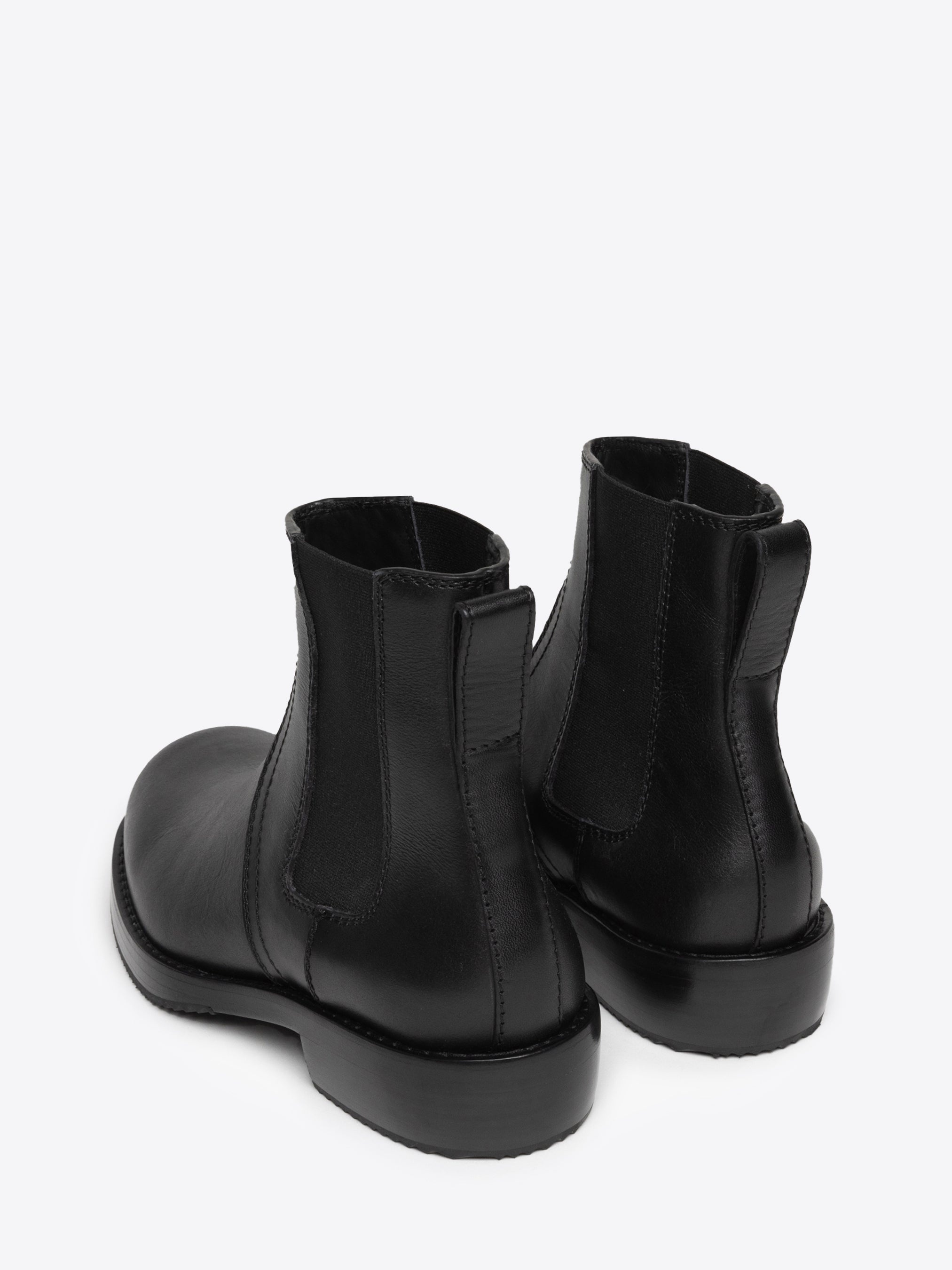 LEATHER CHELSEA BOOTS - 4