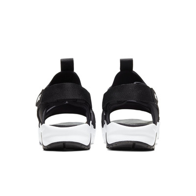 Nike (WMNS) Nike Canyon Sandal 'Panda' CV5515-001 outlook
