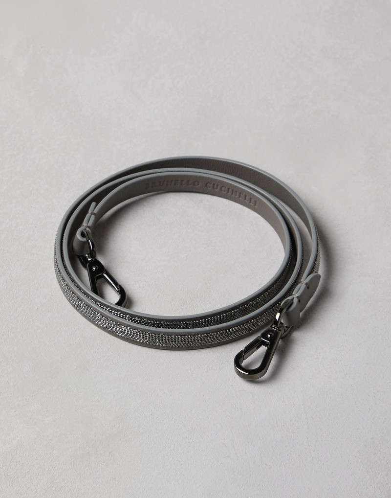 Precious shoulder strap in leather 1