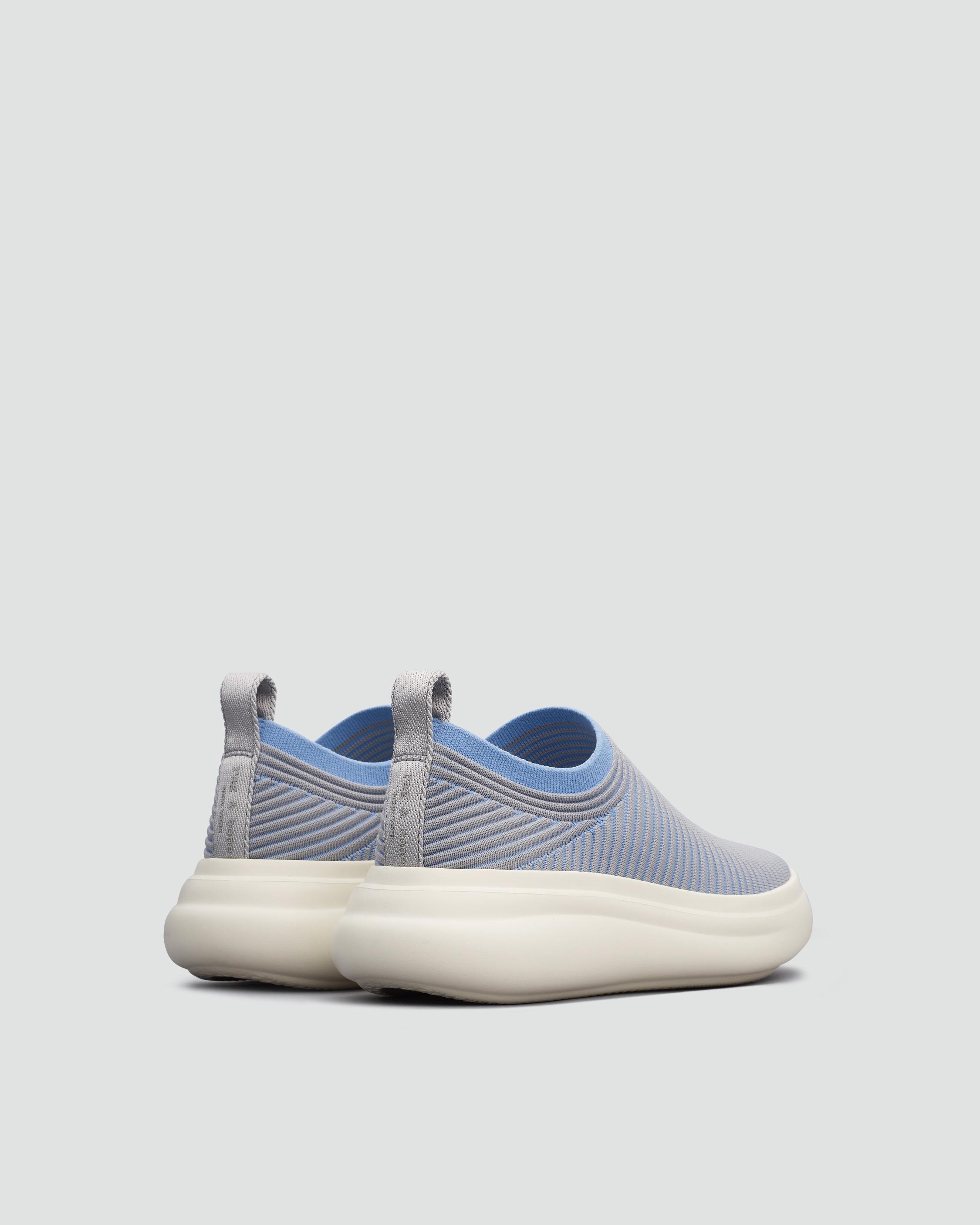 Brixley Slip -On - Knit
Platform Sneaker - 3
