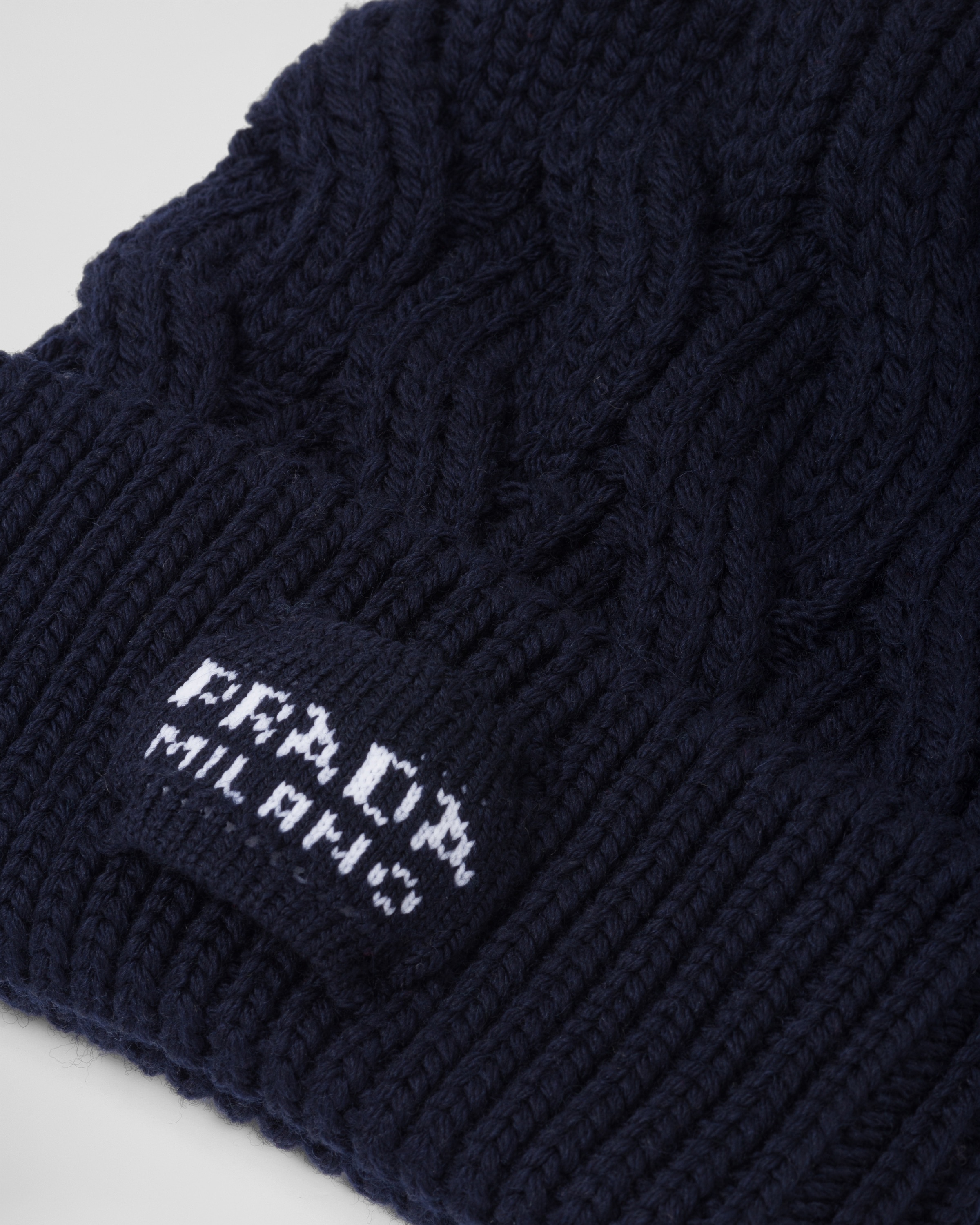 Cable-knit wool beanie - 3