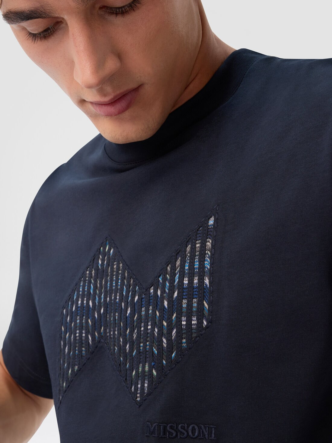 Short Sleeve T-Shirt with Geometric Zigzag Insert and Logo - 5
