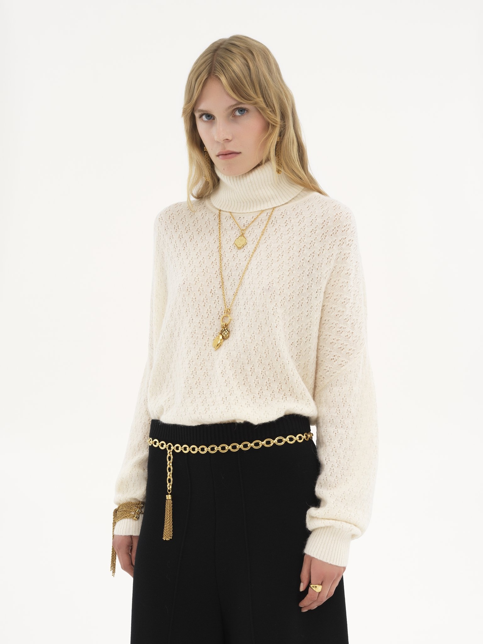 GENEROUS TURTLENECK SWEATER IN POINTELLE KNIT - 4