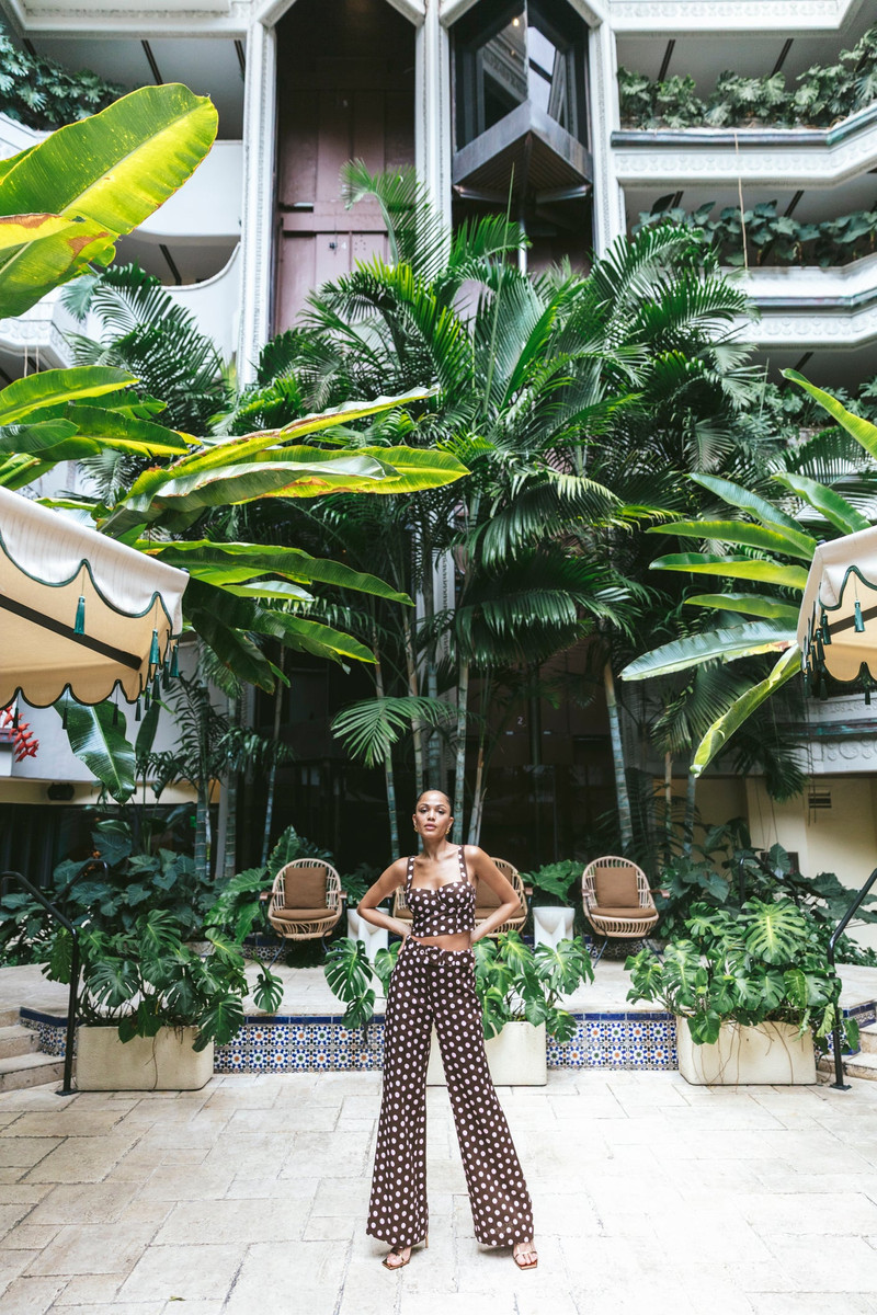 Cara Cara Claudine Top
Add To Your Claudine Collection In This Fresh Linen Print outlook