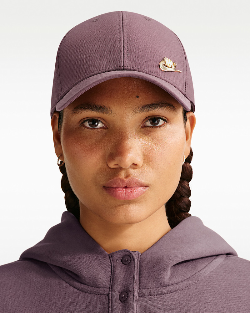Nike Dri-FIT Club Structured Metal Logo Cap 3
