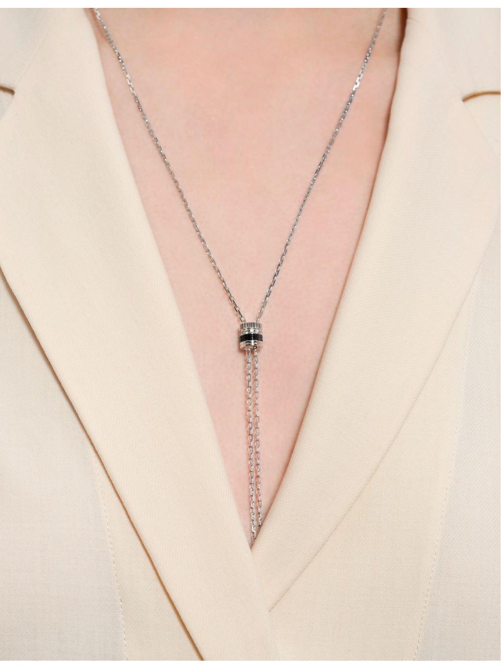 Quatre Black Edition 18ct white-gold and 0.18ct diamond small tie necklace - 2