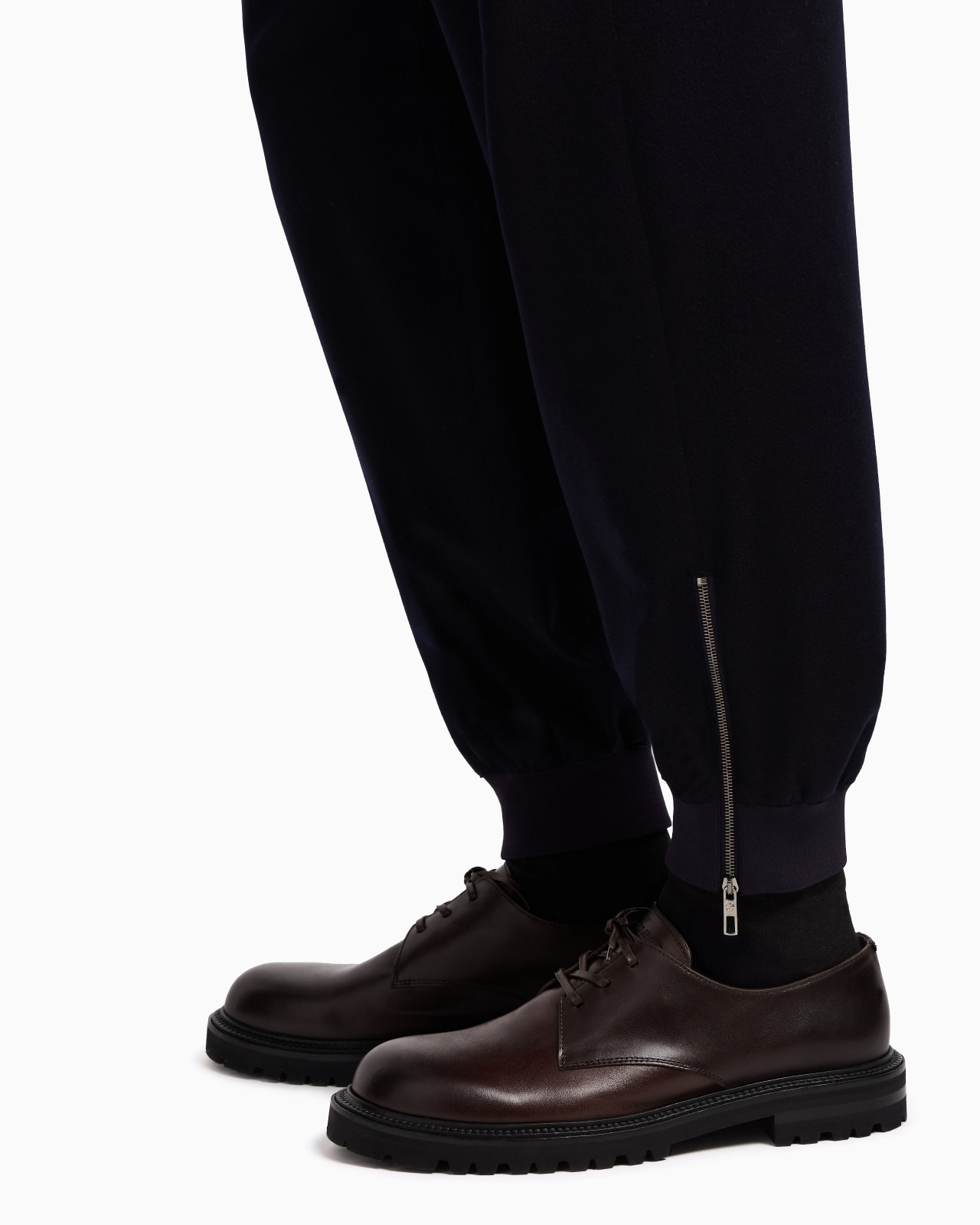 SINGLE-PLEAT TROUSERS IN LIGHTWEIGHT CASHMERE CLOTH - 5