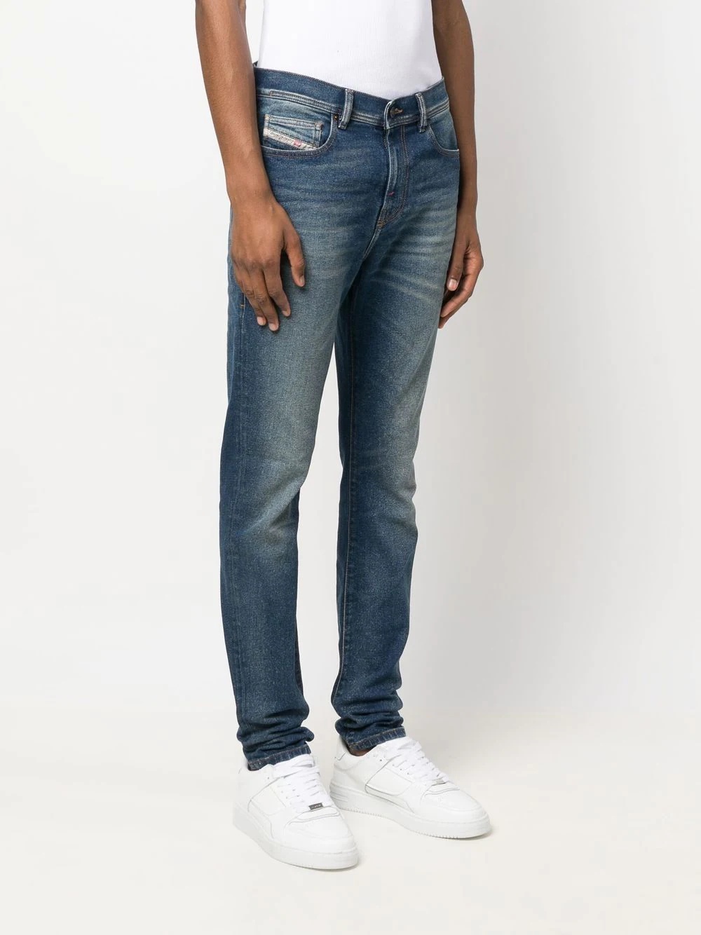 1983 low-rise slim-cut jeans - 3