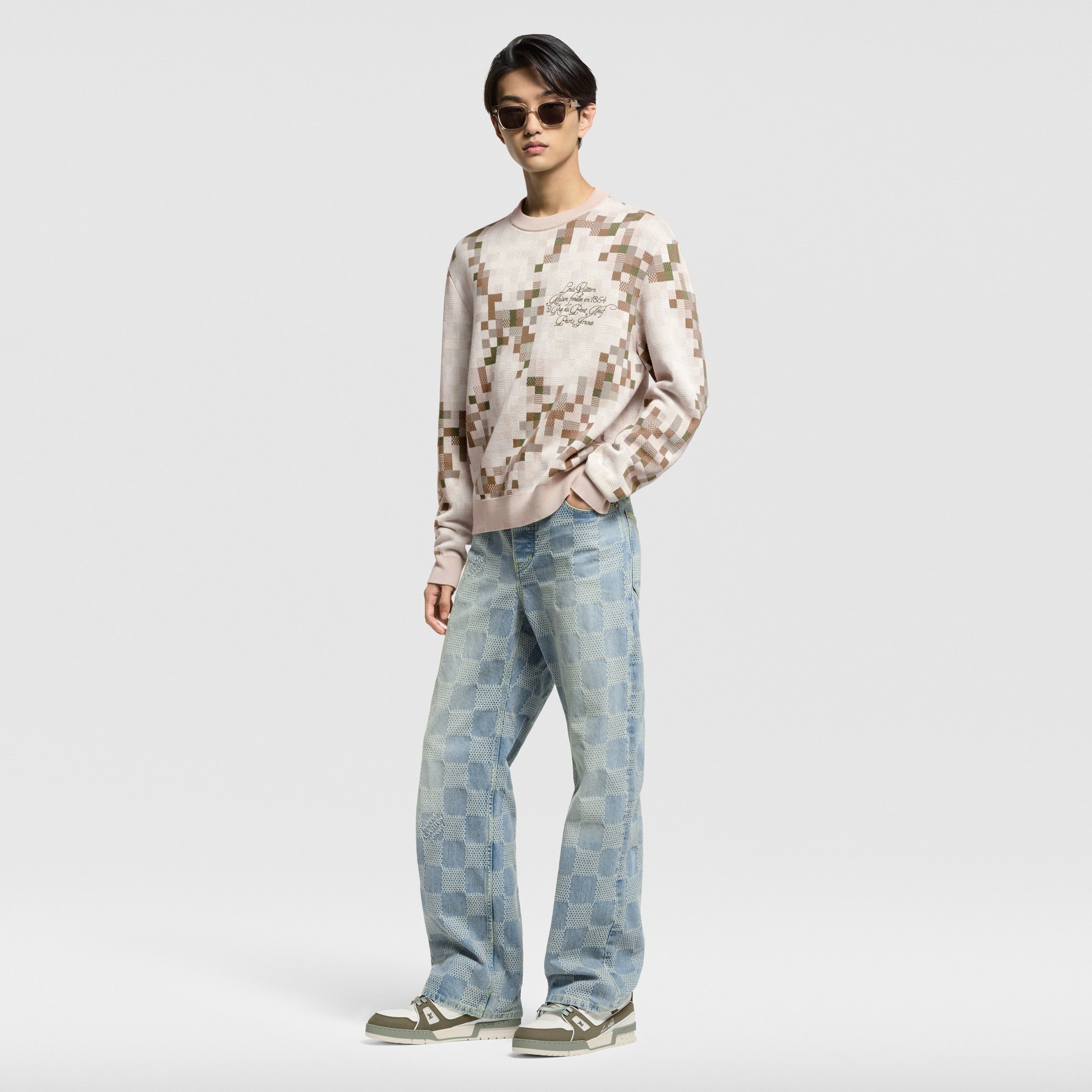 Graphic Crewneck - 4