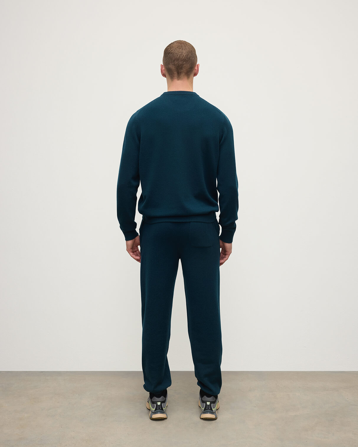 Tapered Cashmere Green Joggers - 4