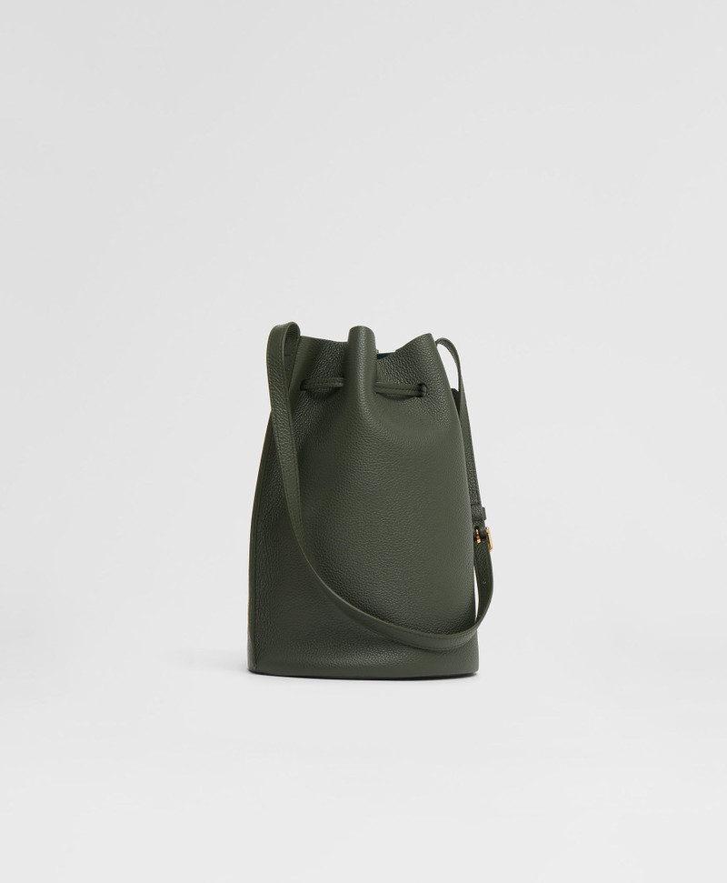 CHAMPAGNE BUCKET BAG 5