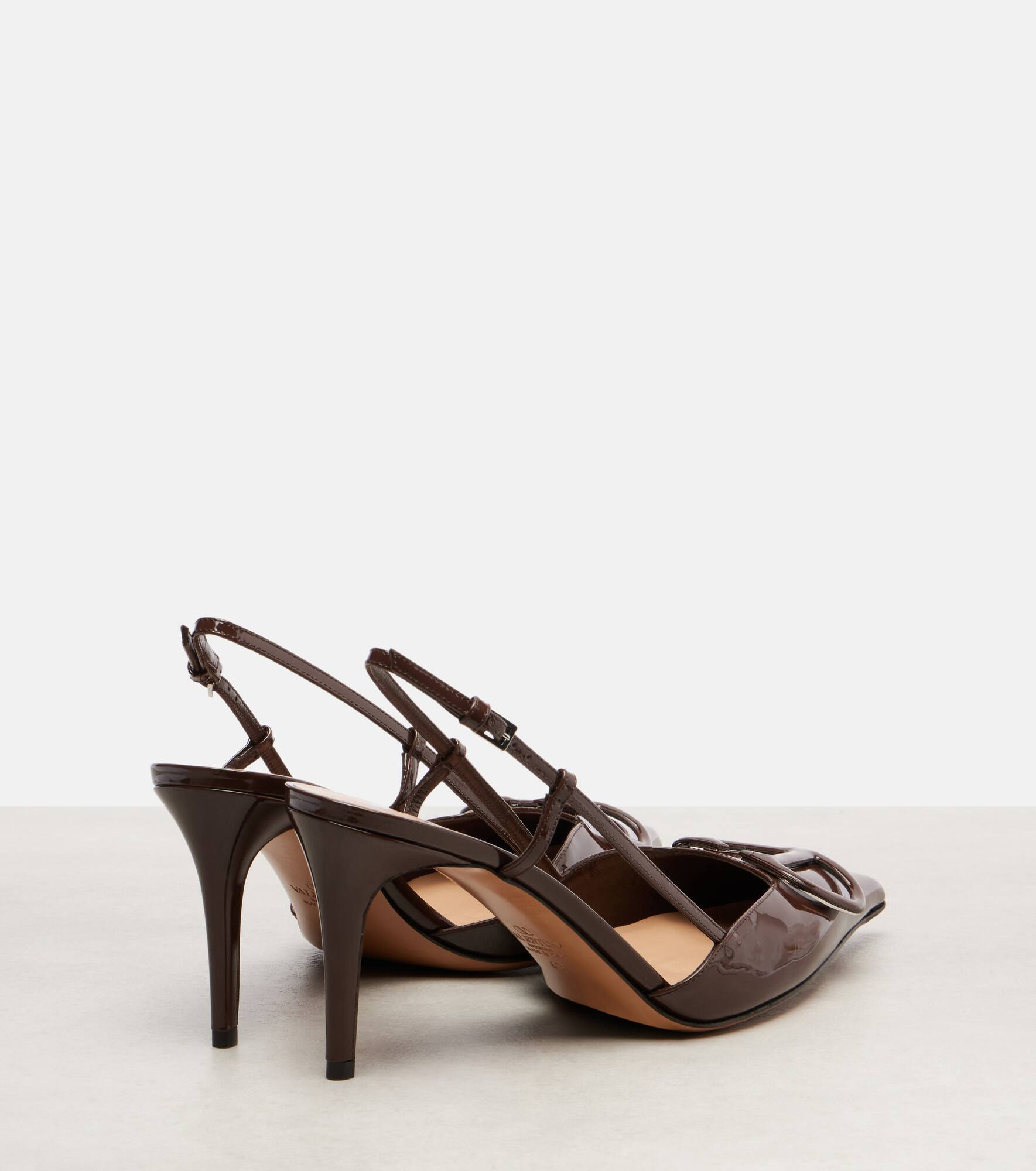 VLogo patent leather slingback pumps - 2