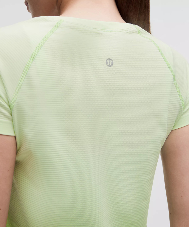 Swiftly Tech Short-Sleeve Shirt 2.0 *Waist Length 5