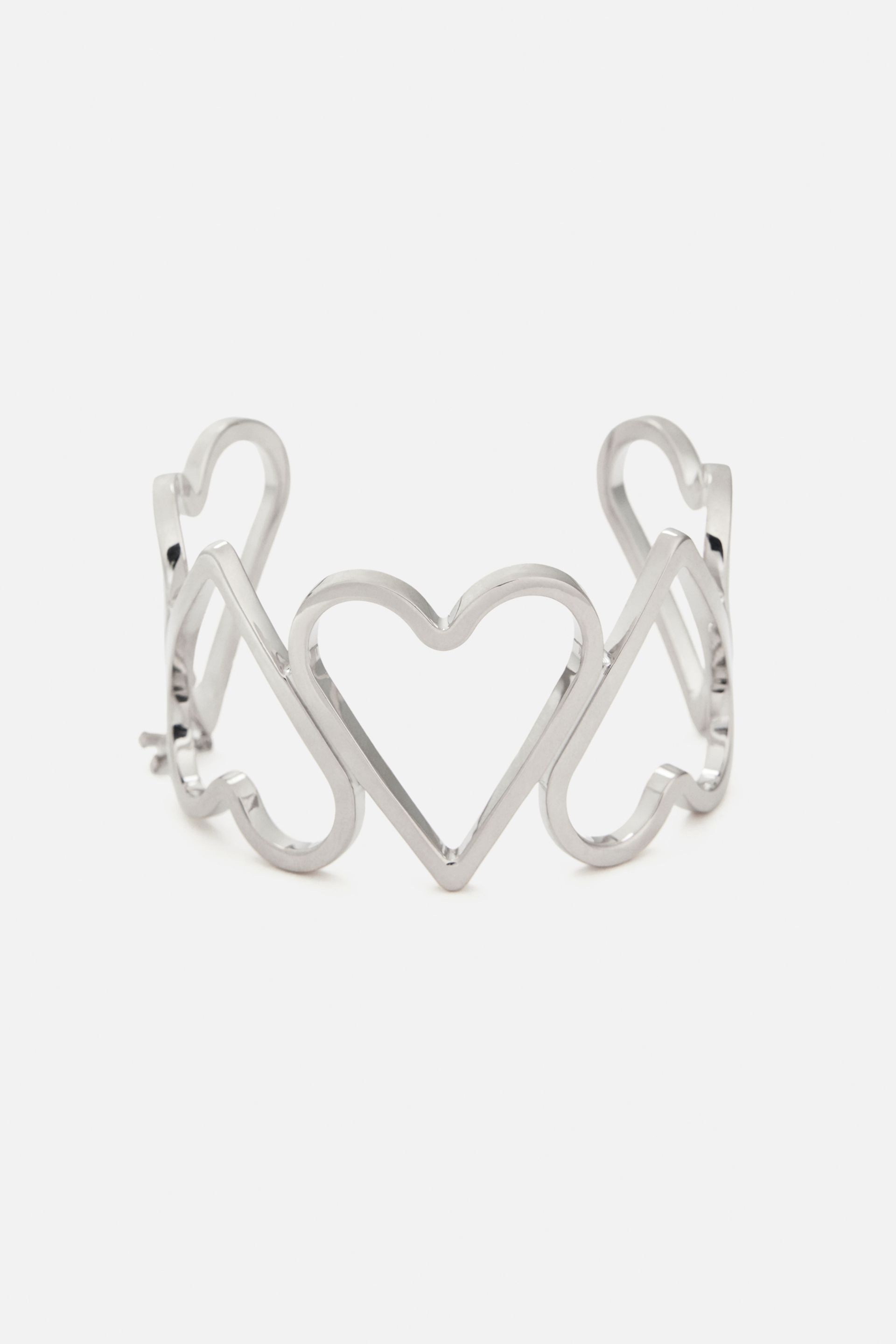 Oversize Upside Down Hearts Bracelet - 5