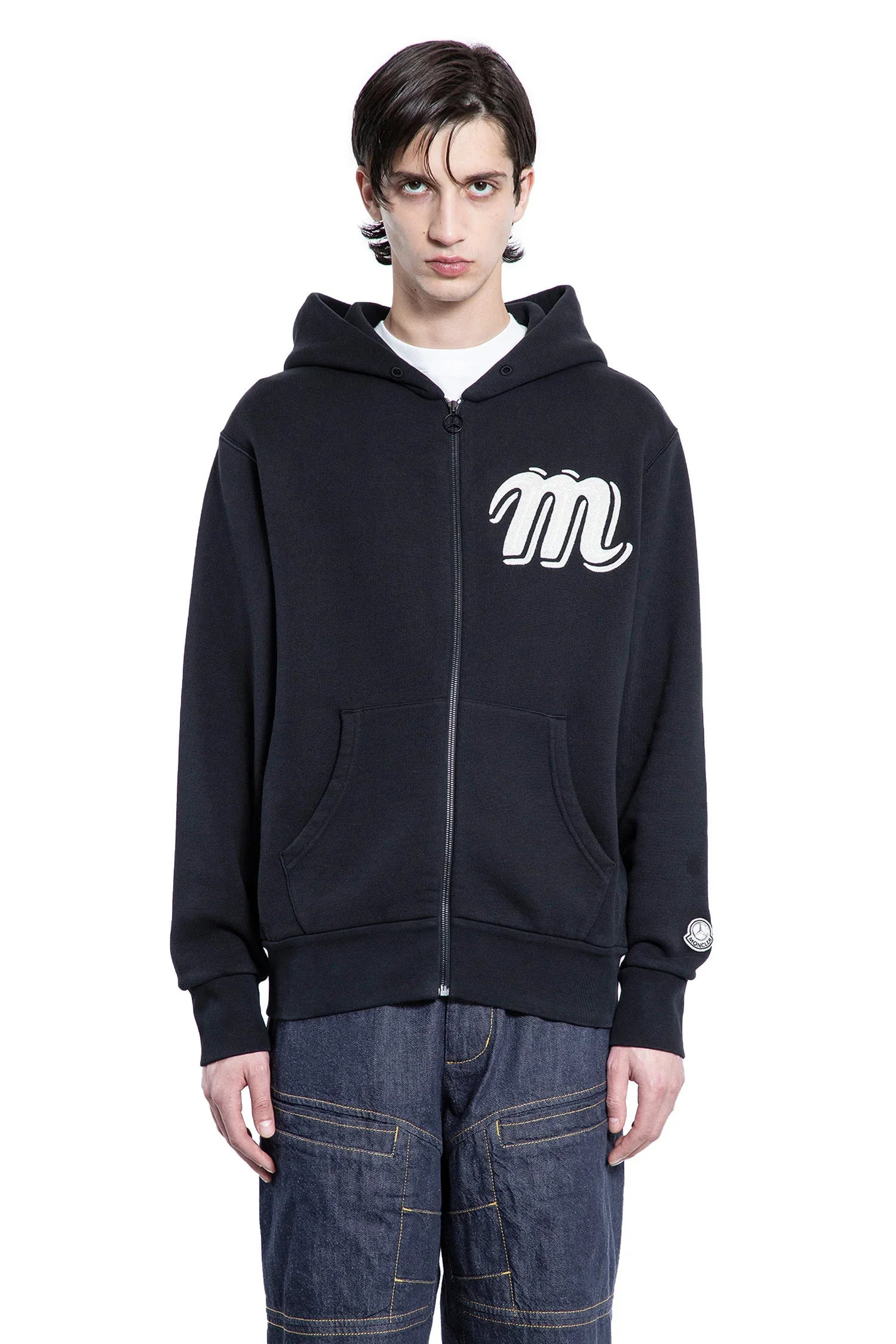 パーカー・フーディ MERCEDES BENZ BY NIGO LOGO ZIP UP EMBROIDERED HOODIE Moncler Mercedes-Benz-By-Nigo-Collaboration-Zip-Up-Hoodie