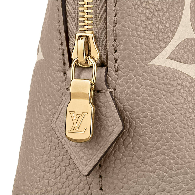 Louis Vuitton Cosmetic Pouch PM outlook