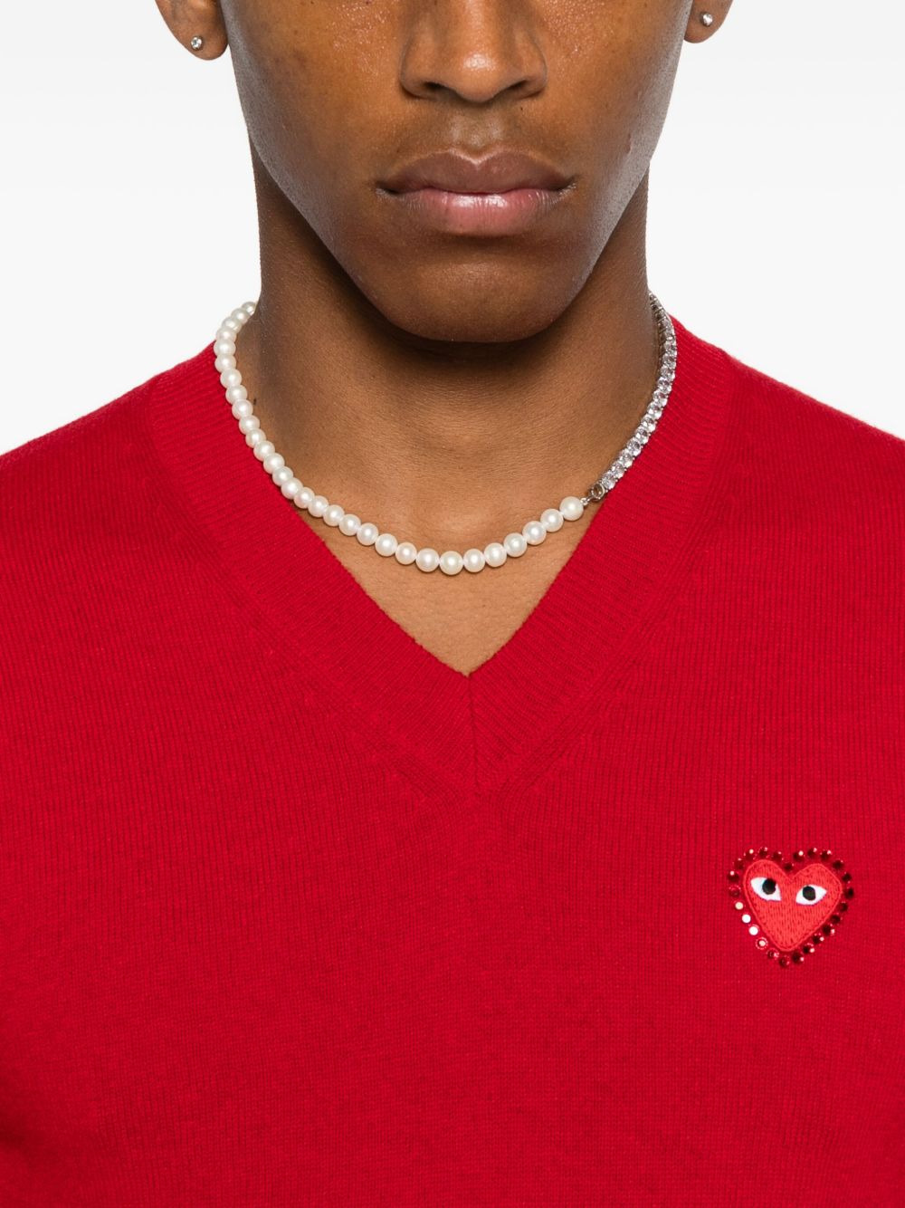 heart-emblem V-neck sweater - 5