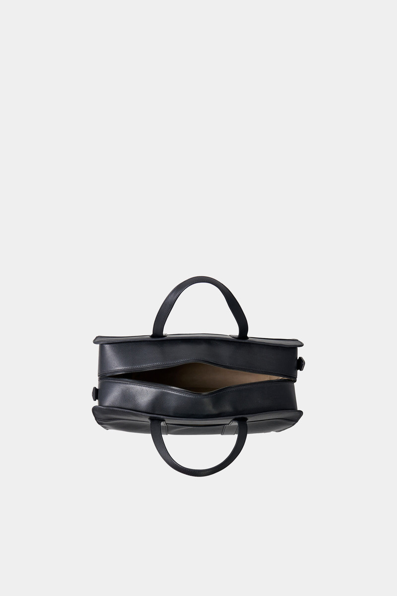 Weekender Kiroro Erik in Black 4