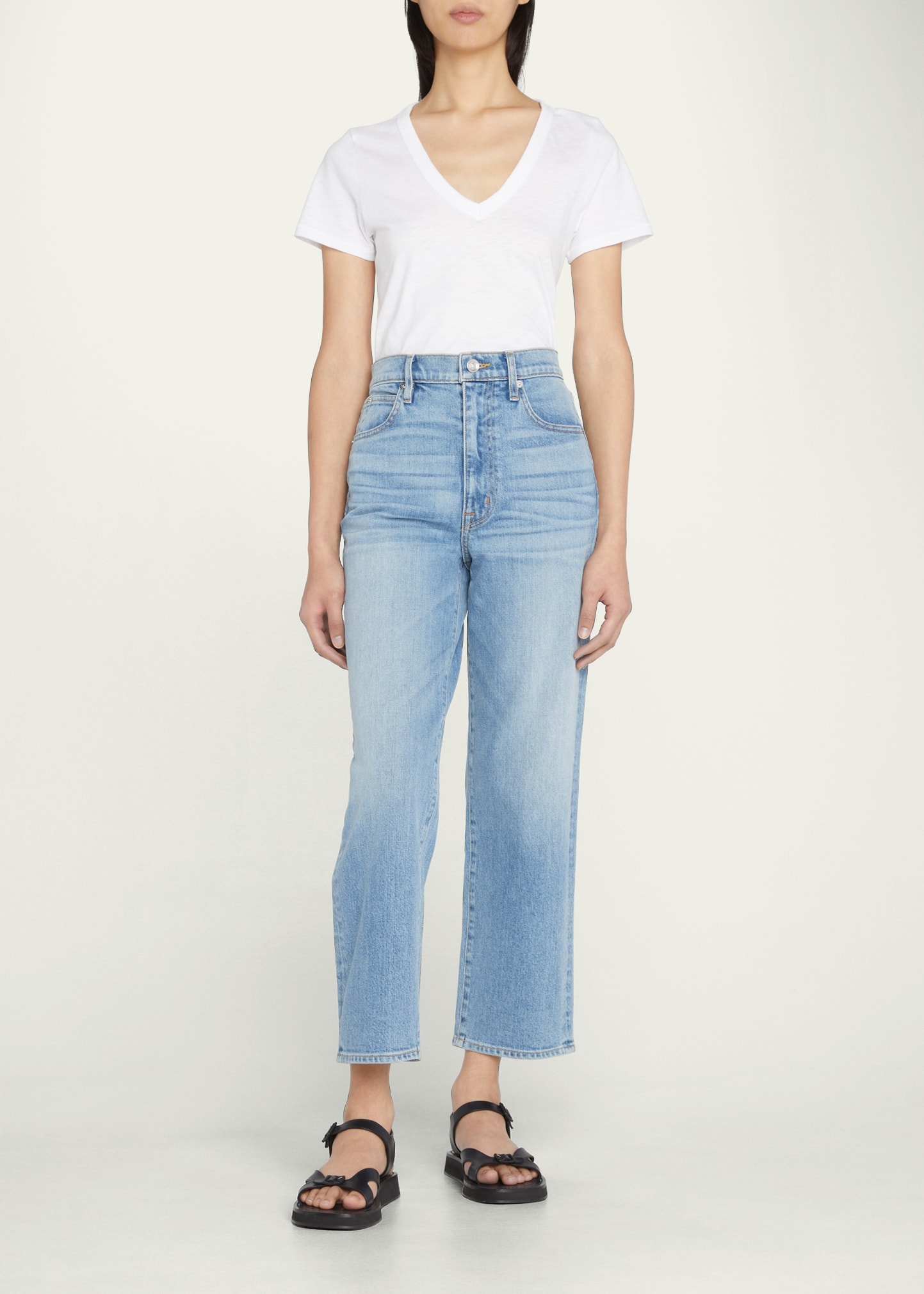 The Vee Basic T-Shirt - 2