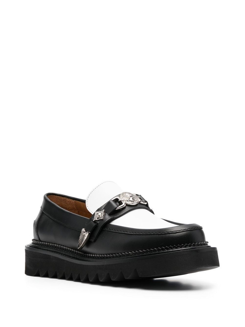 TOGA VIRILIS plaque-detailing two-tone loafers outlook
