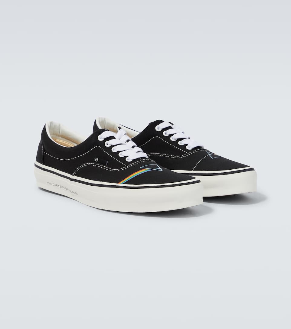 Low-top canvas sneakers - 5
