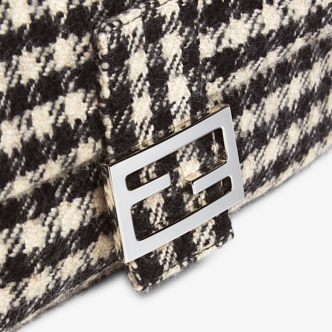 White and black fabric bag - 5