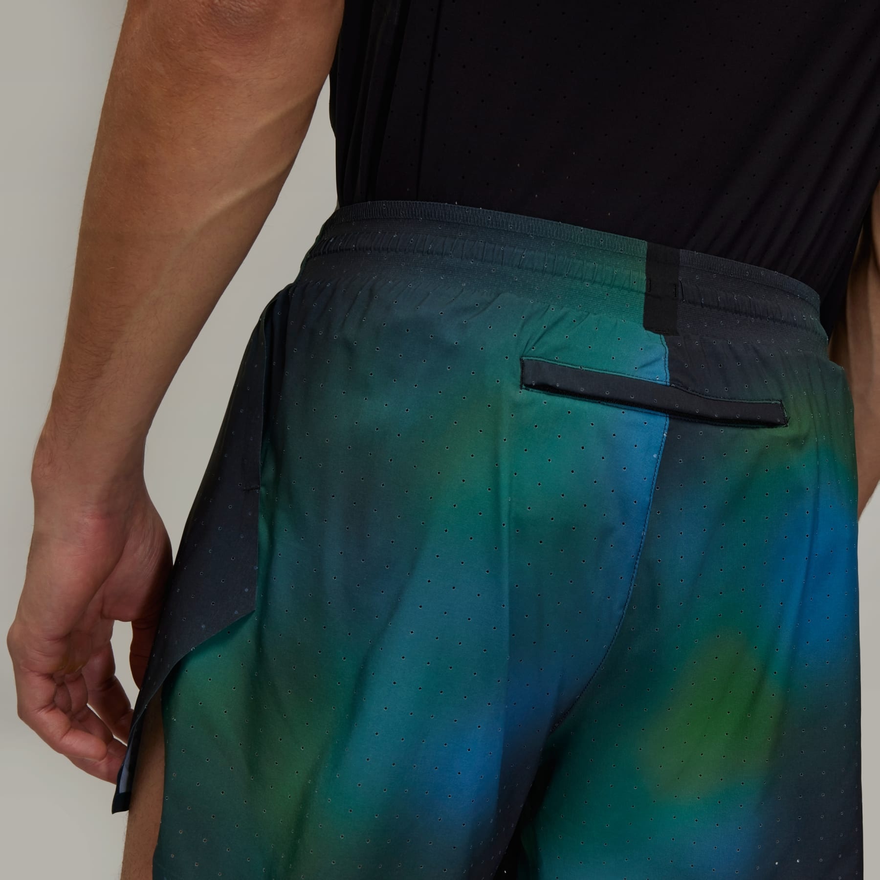Y-3 Allover Print Running Shorts - 8