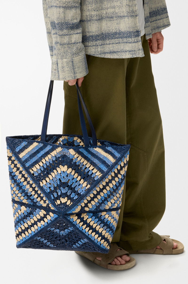 Loewe XL Puzzle Fold tote in raffia outlook