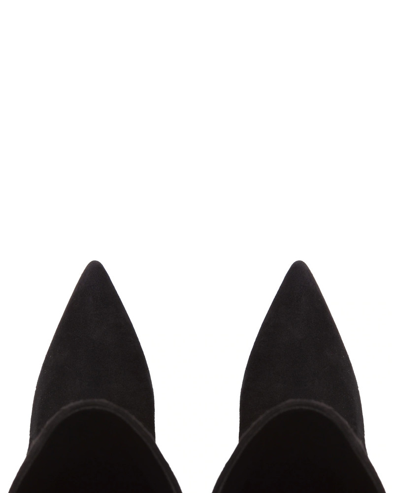 Suede boots 4