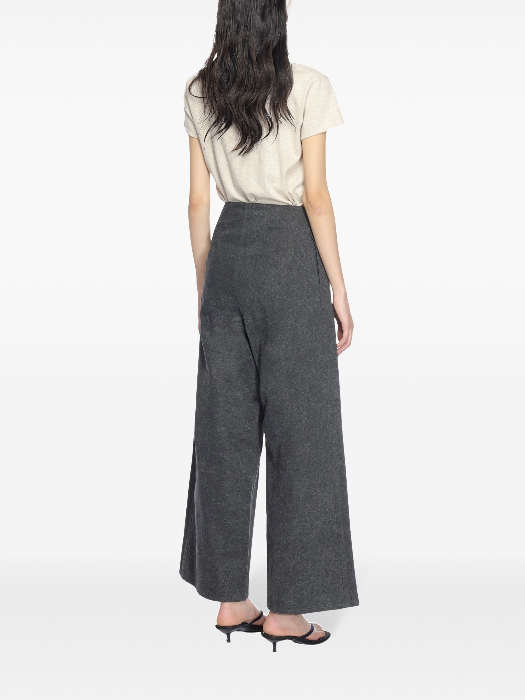 AURALEE - Women *Seamless Crew Neck Tee - 3