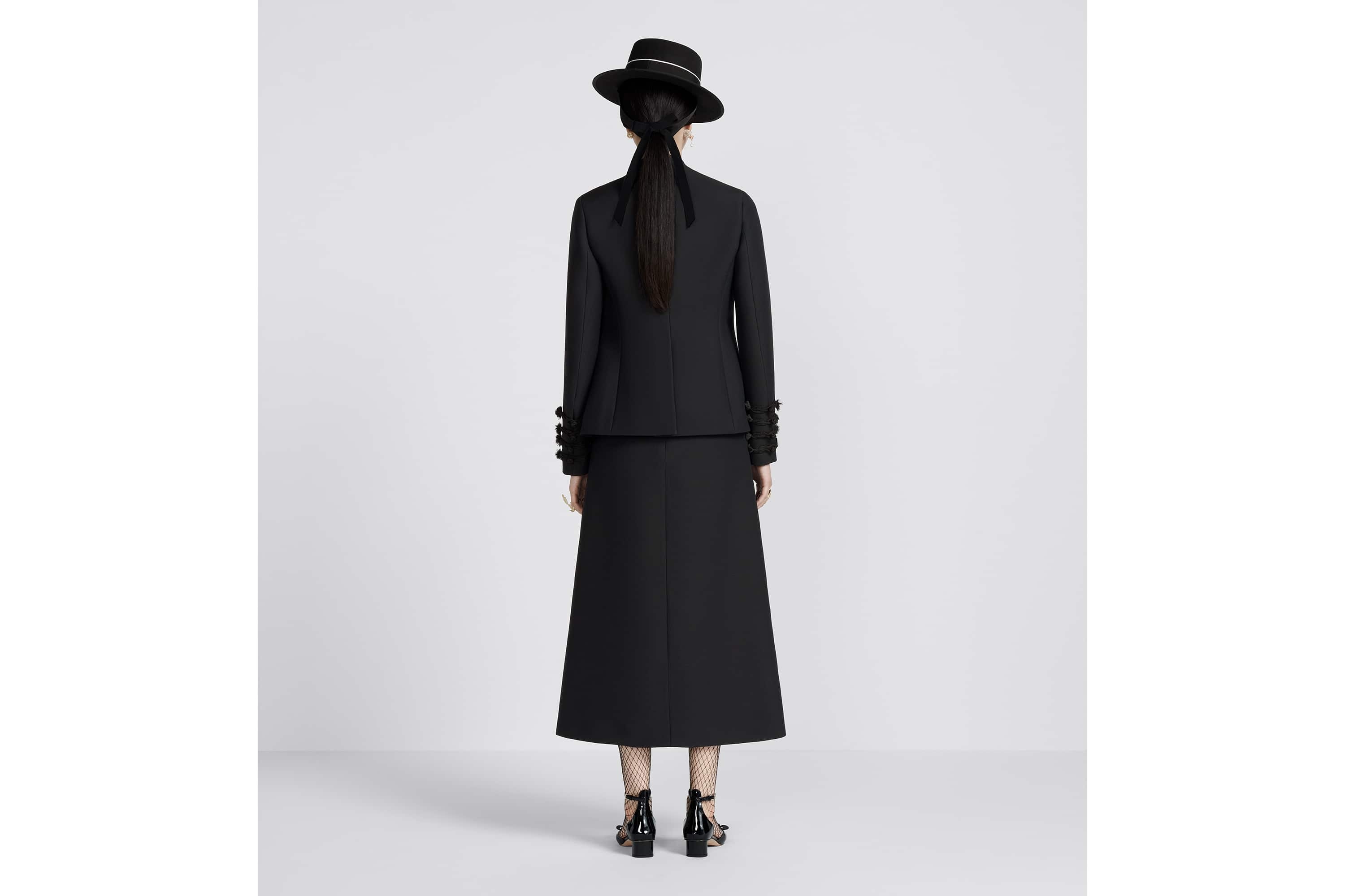 Mid-Length Skirt with Belt - 6