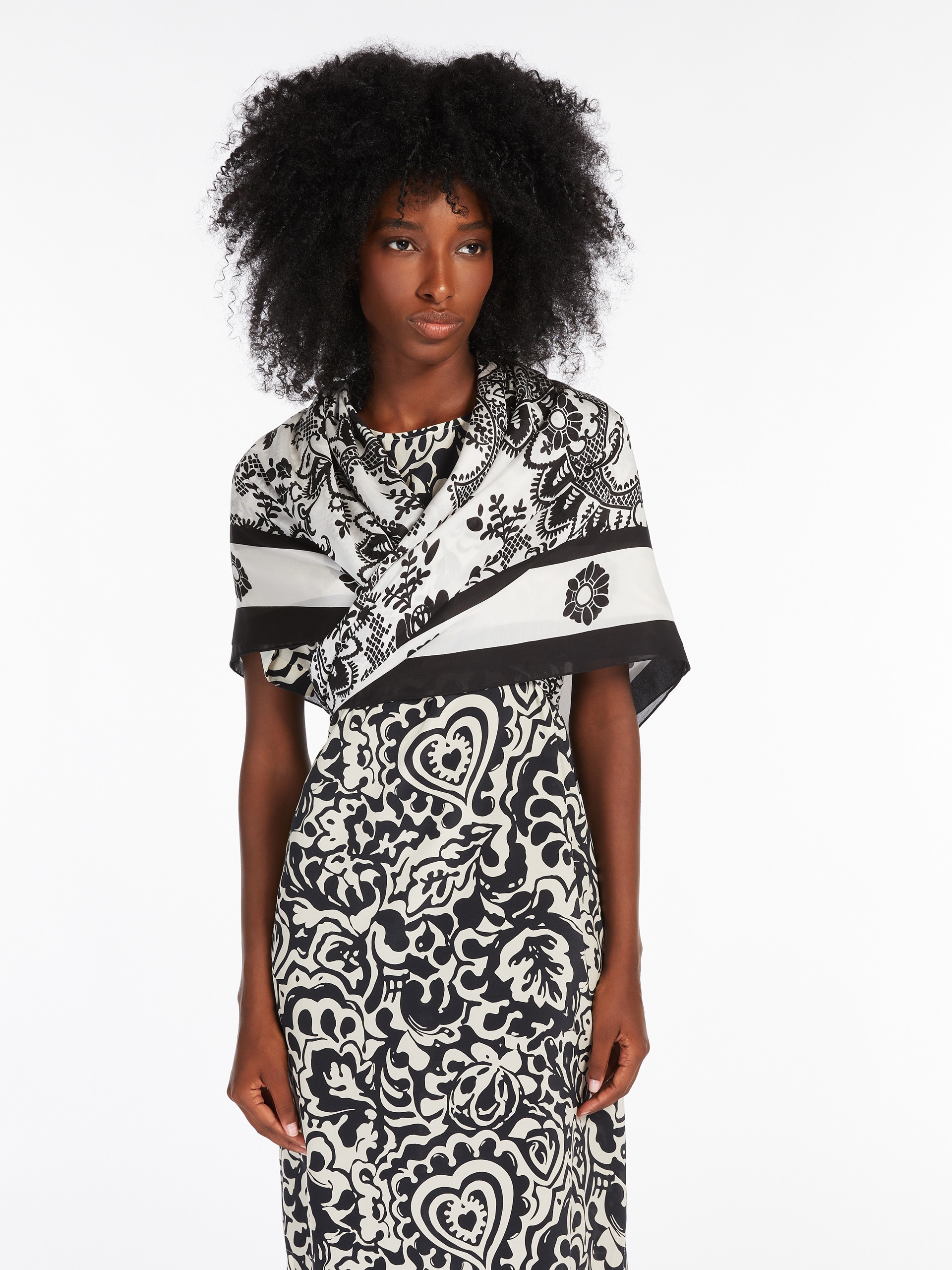 SARONG Modal and printed silk shawl - 4