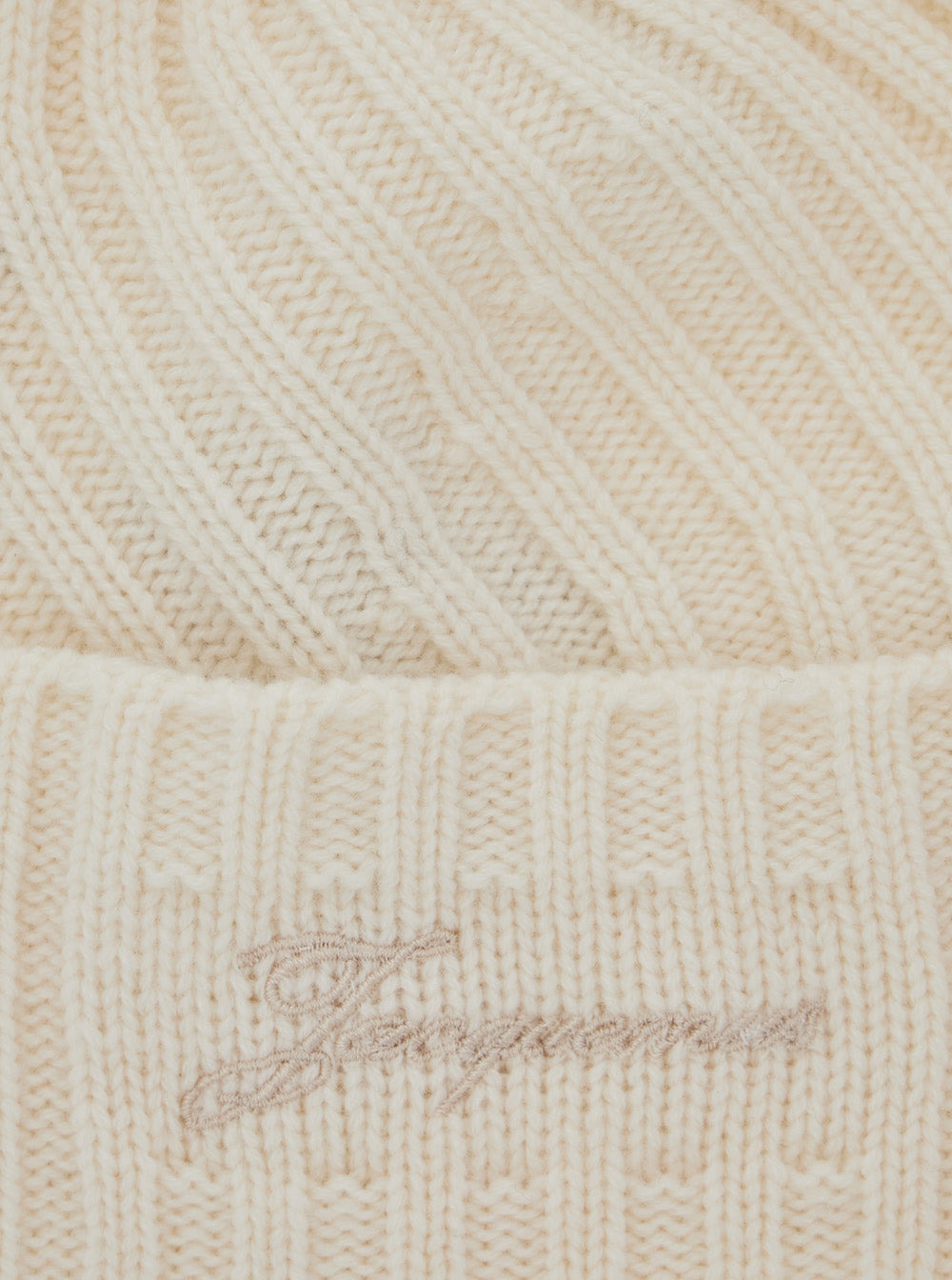 Jacquemus Men 'Le Bonnet Tourni' White Beanie With Turn-Up Brim And Logo Lettering On The Front In W - 3