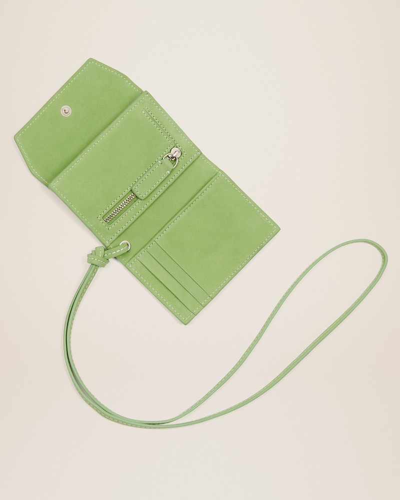 JACQUEMUS Le porte Jacquemus outlook