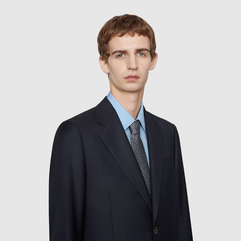 Straight fit wool suit 11