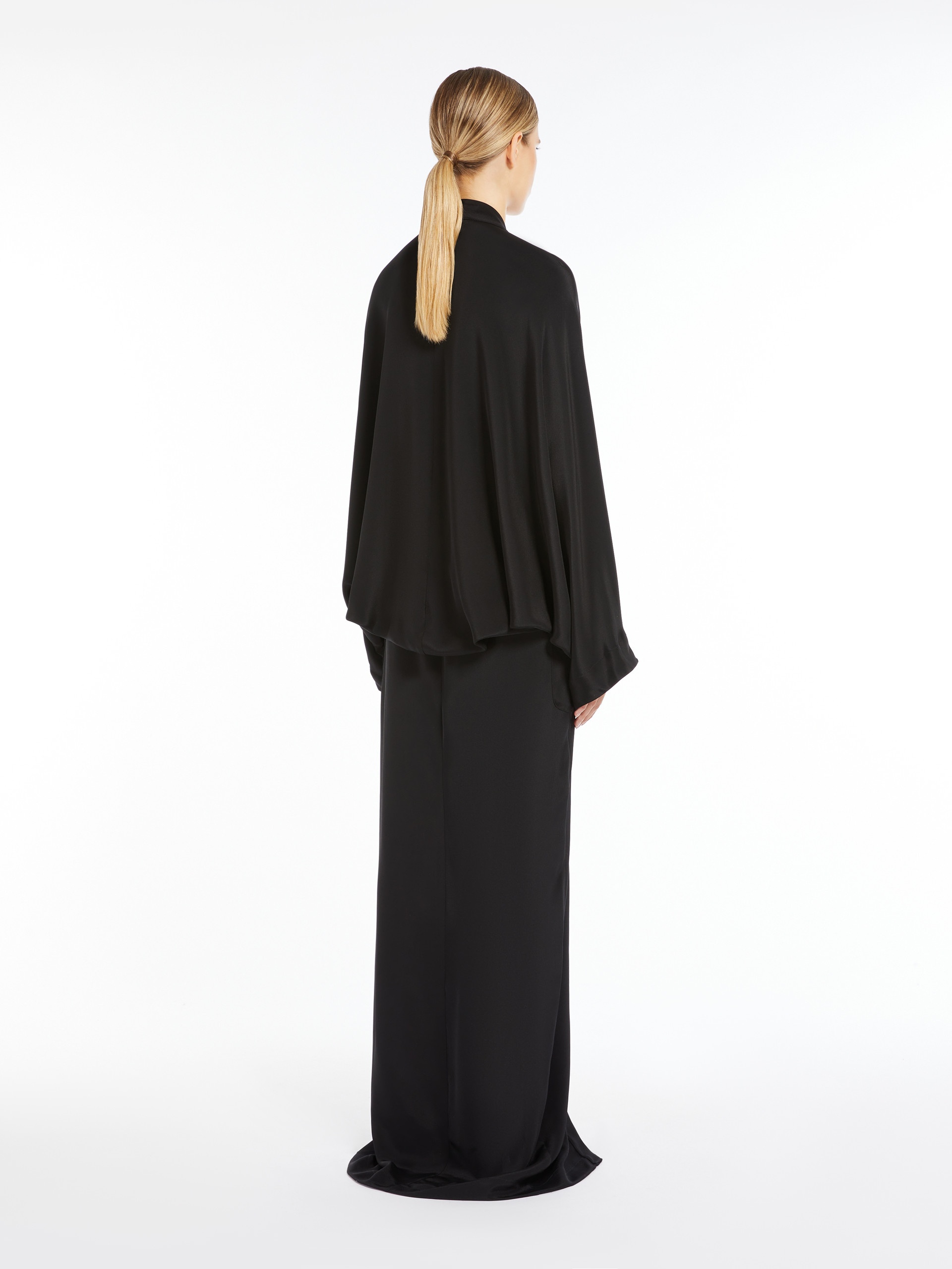 AGAMIA1234 Long silk dress - 4
