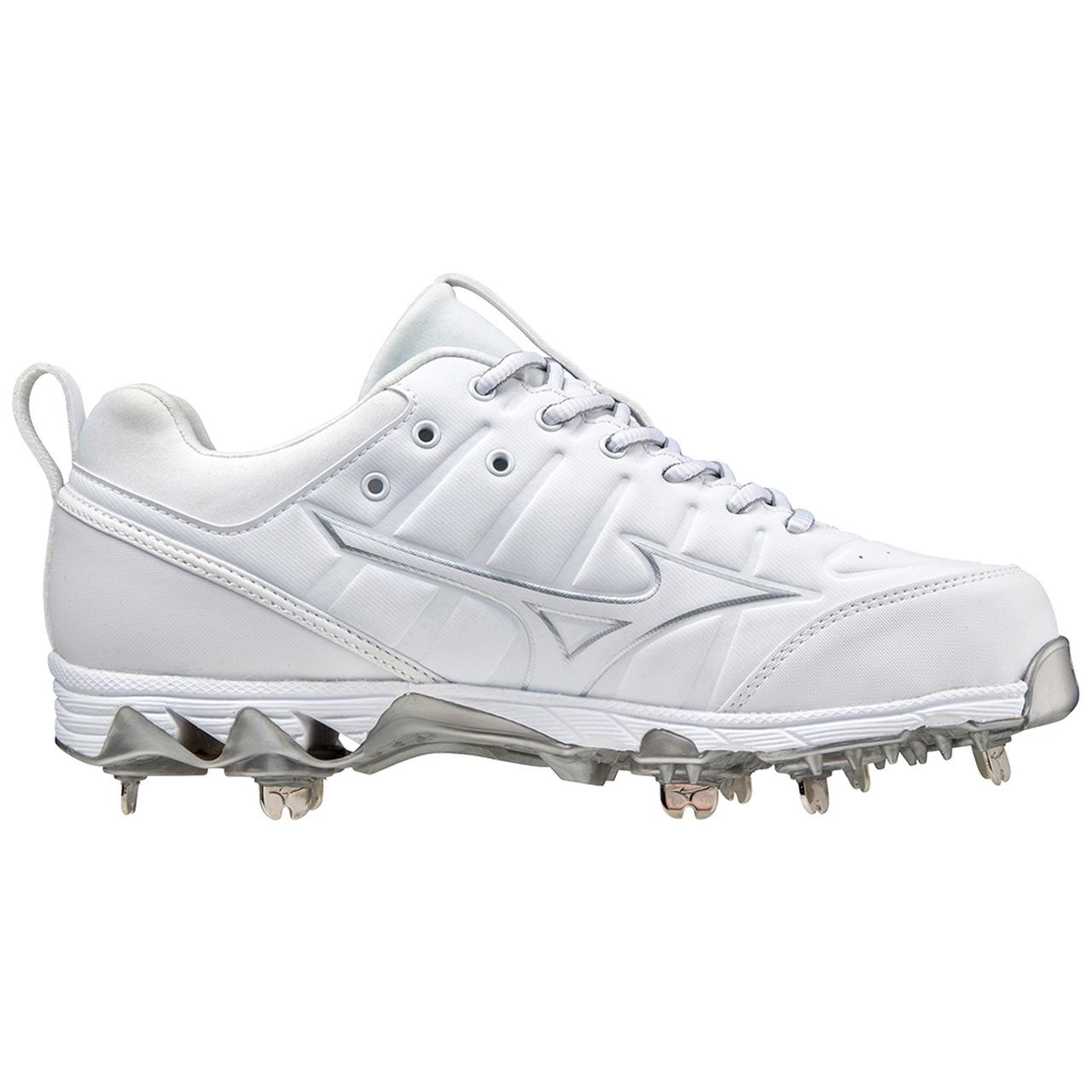 9-Spike Swift 7 Low Womens Metal Softball Cleat - 3