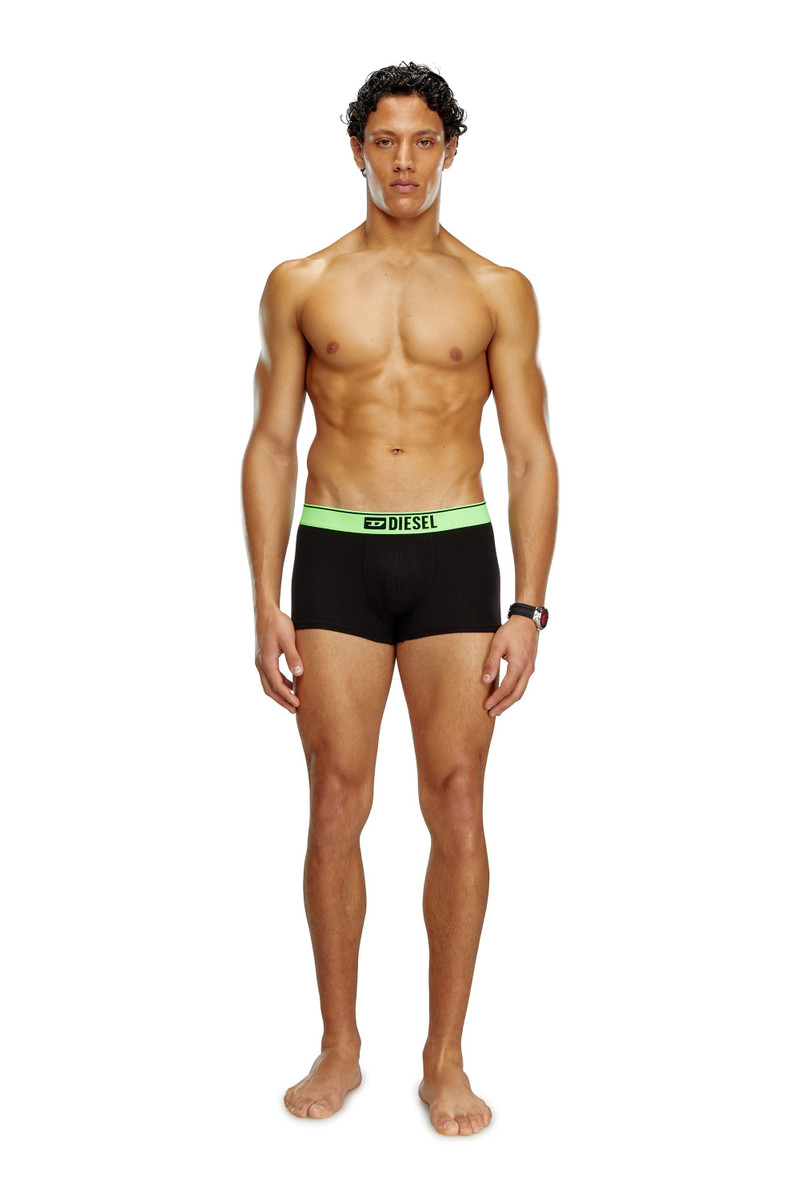 Diesel UMBX-DAMIENTHREEPACK outlook