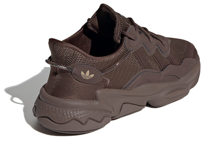 (WMNS) adidas Ozweego 'Brown' Q46165 - 4