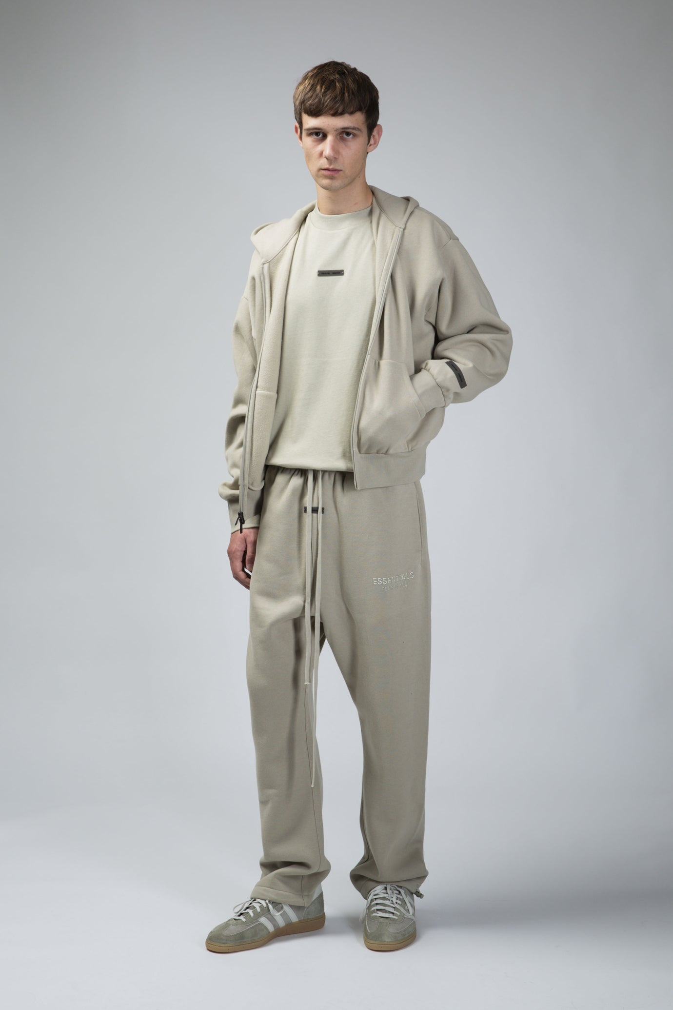 Classic Fit Fleece Zip-Up Hoodie Abbey Stone - 2