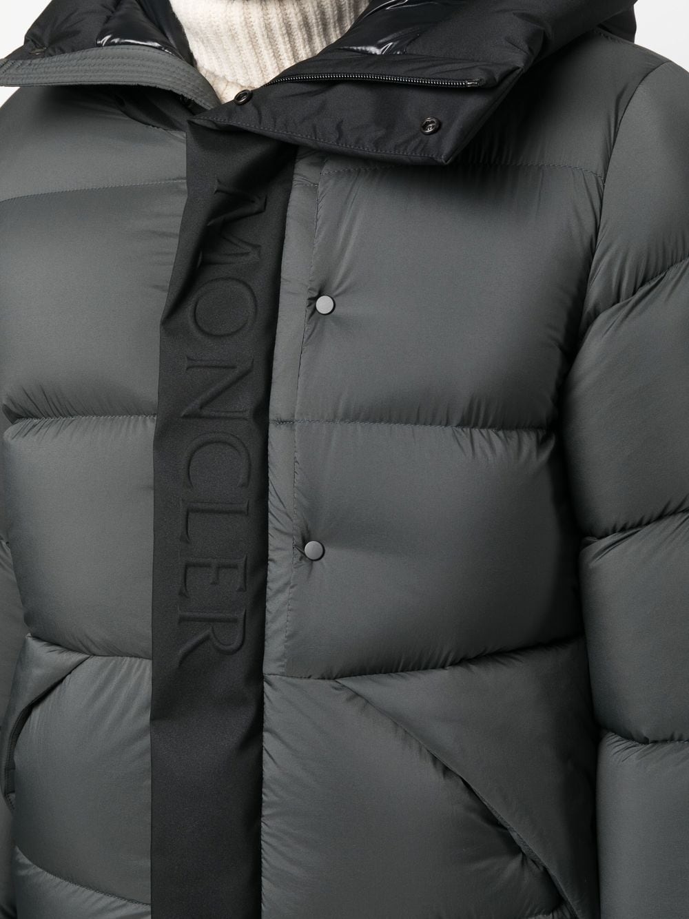 Maderia logo-embossed padded jacket - 5