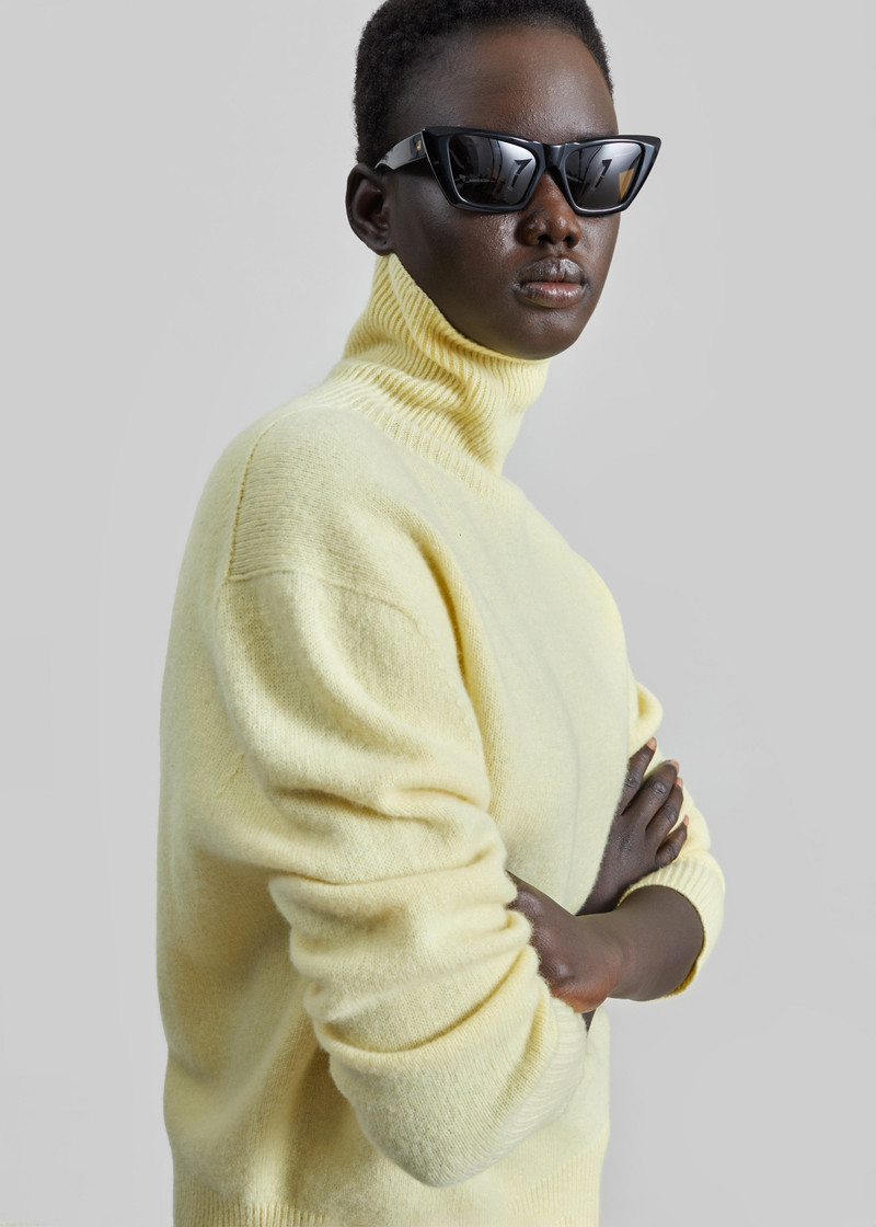 Alster Wool Turtleneck Sweater - Yellow 8