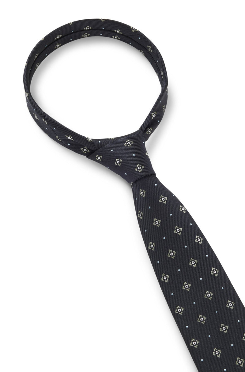 DIAGONAL-STRIPE TIE IN A SILK BLEND 6