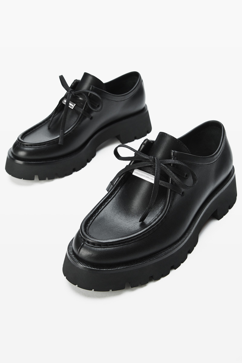 Colt Lace-Up Loafer in Leather 2