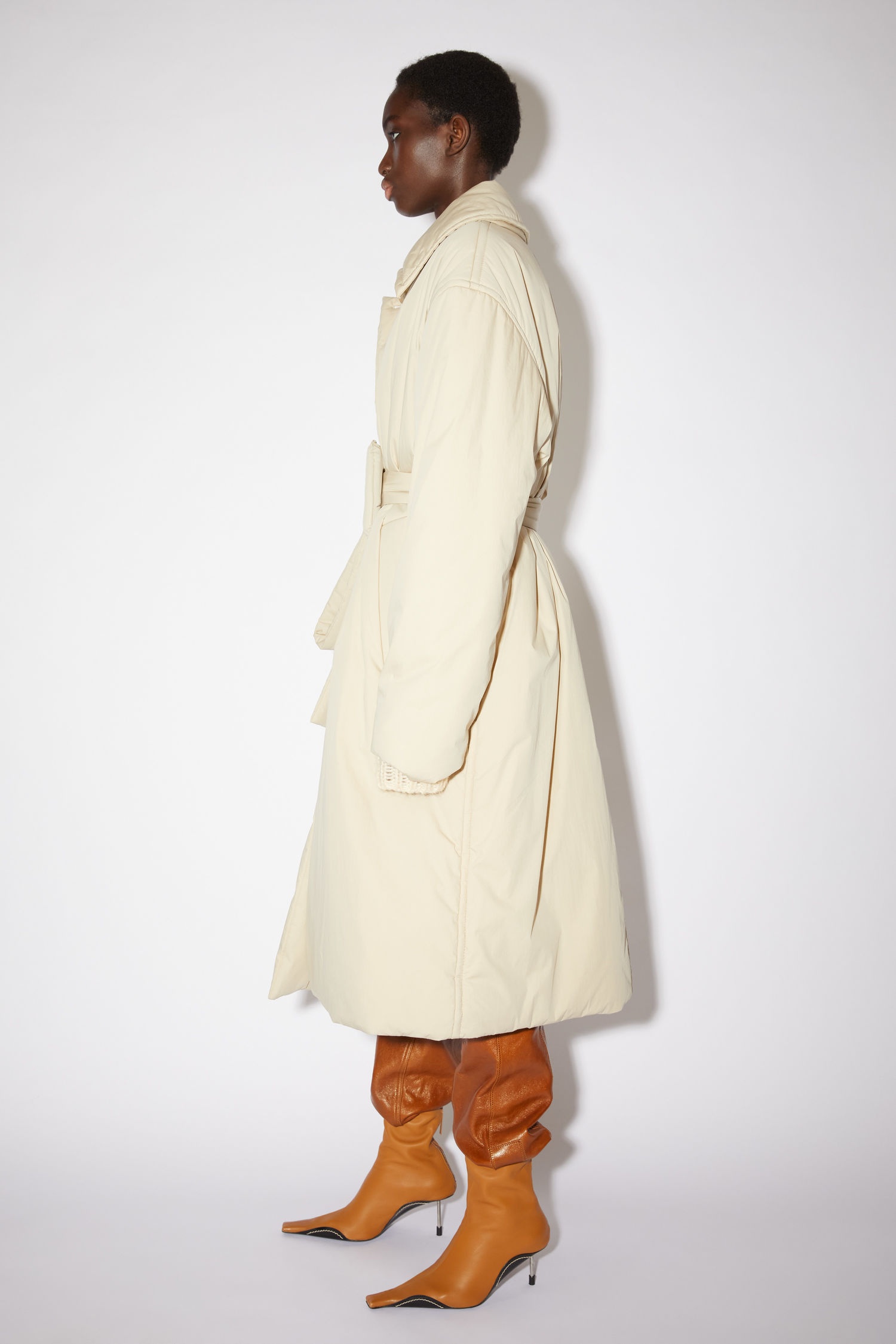 Belted padded coat - Beige - 4