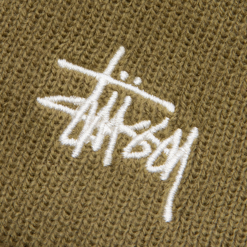 Stüssy BASIC SKULLCAP BEANIE - LIGHT OLIVE outlook