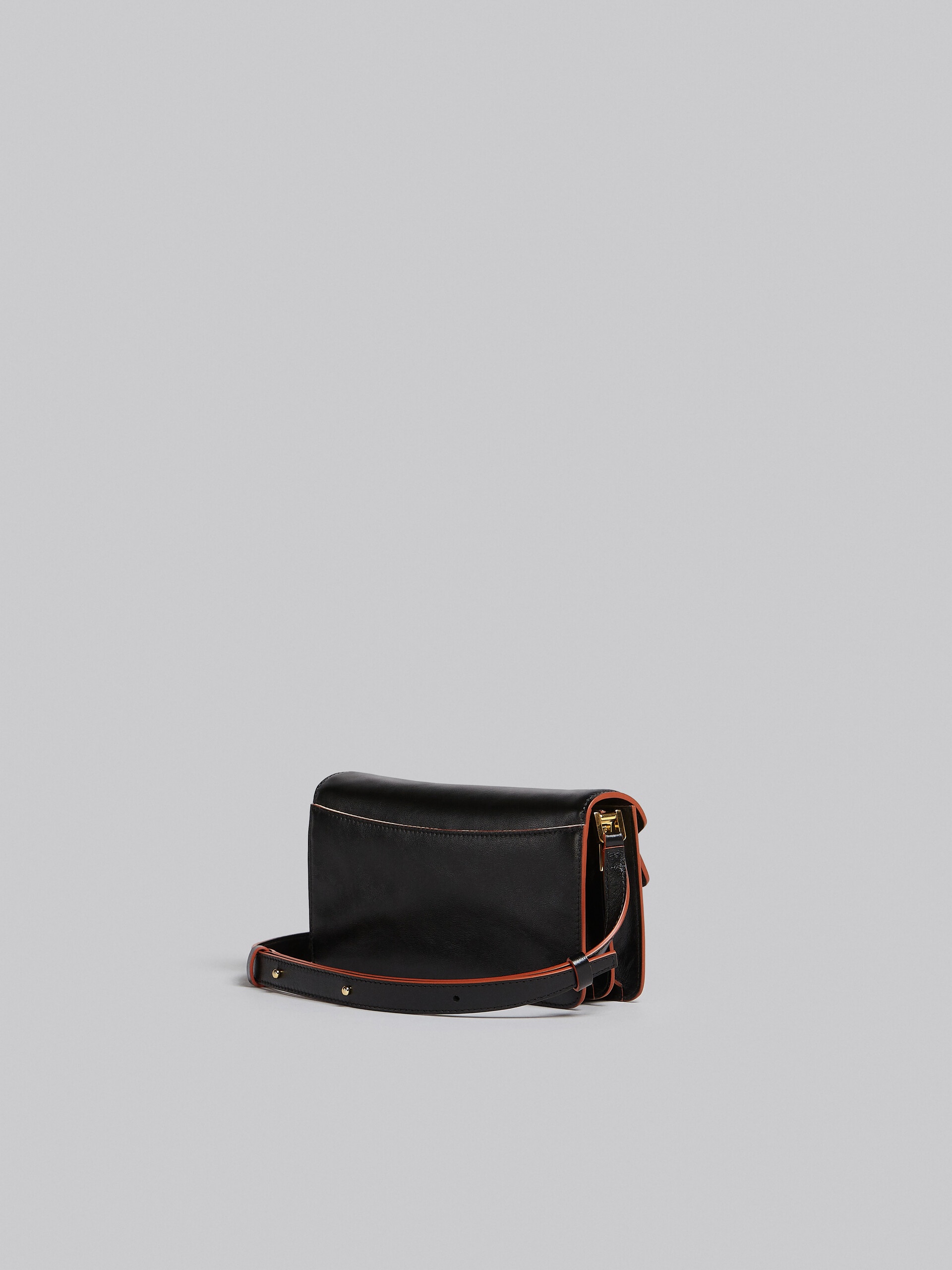 TRUNK SOFT BAG E/W IN BLACK LEATHER - 3