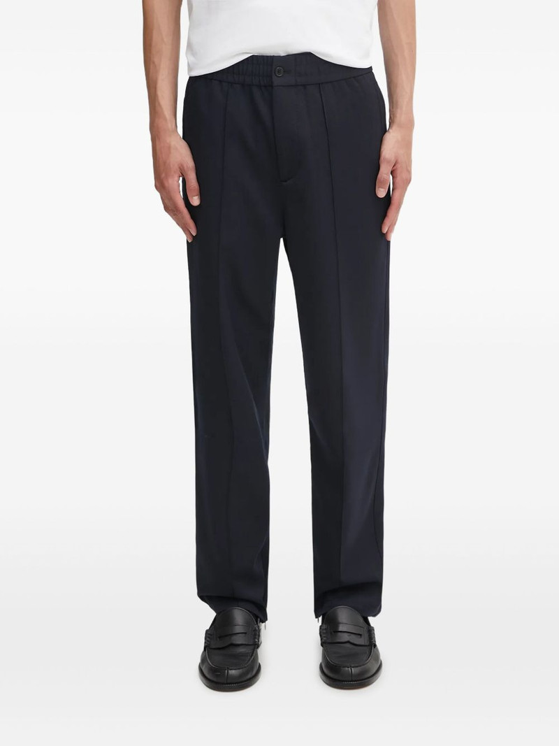 button seam trousers 1