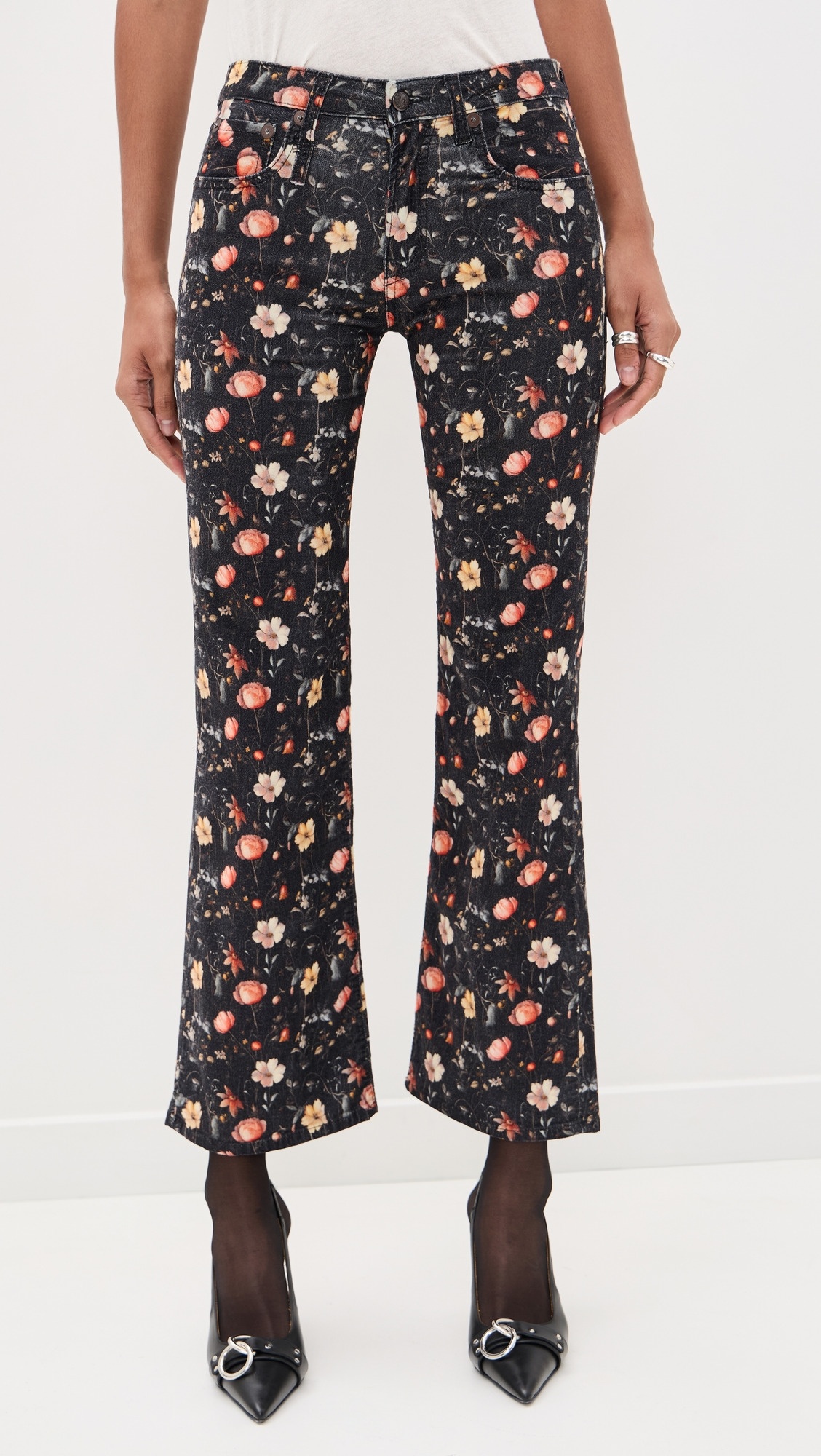 Joan Kick Flare Velvet Jeans - 6
